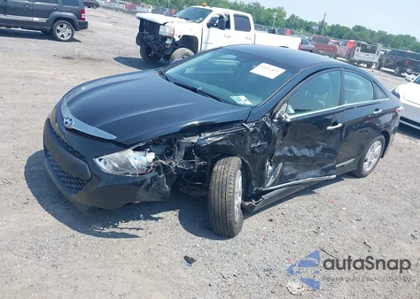 2012 Hyundai Sonata from USA, damaged, VIN KMHEC4A46CA020902